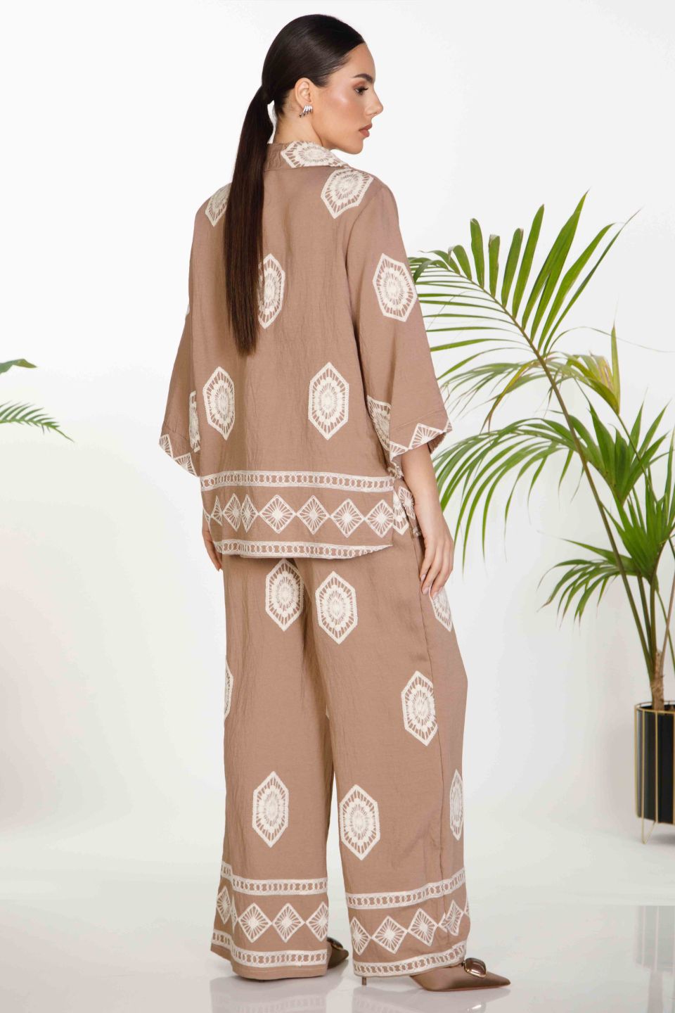 Boho σετ με κεντήματα μπλούζα με γιακά και παντελόνι