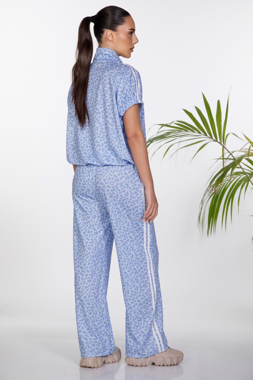 Leopard short-sleeve cardigan set with pants