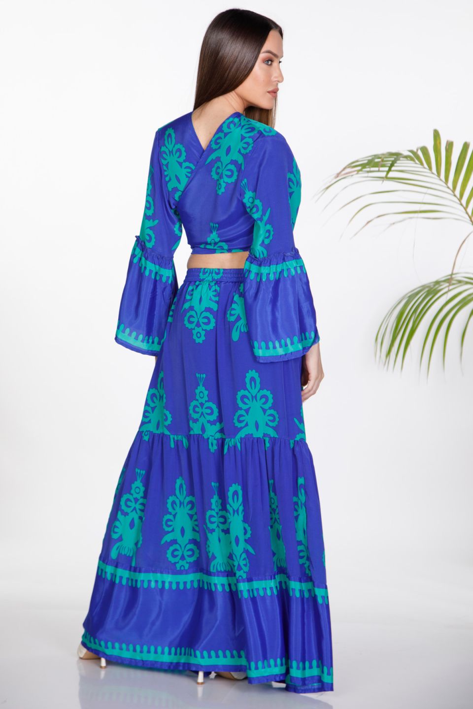 Boho σετ με μάξι φούστα και crop top που δένει