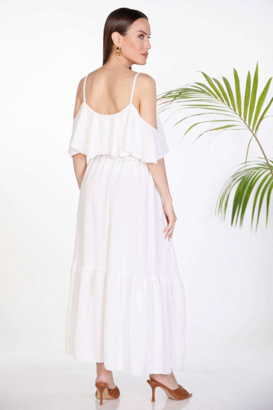 Maxi dress with ruffles and cold-shoulder design