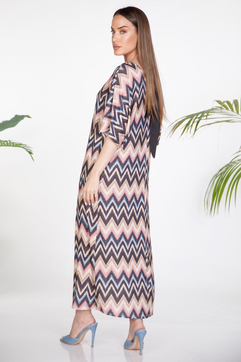 Zig-zag maxi dress with back tie