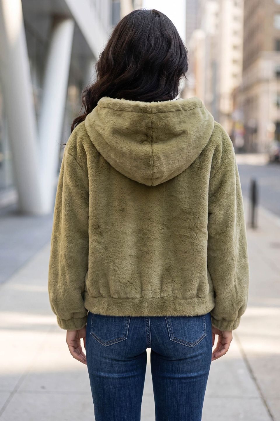 Γούνινο jacket με κουκούλα
