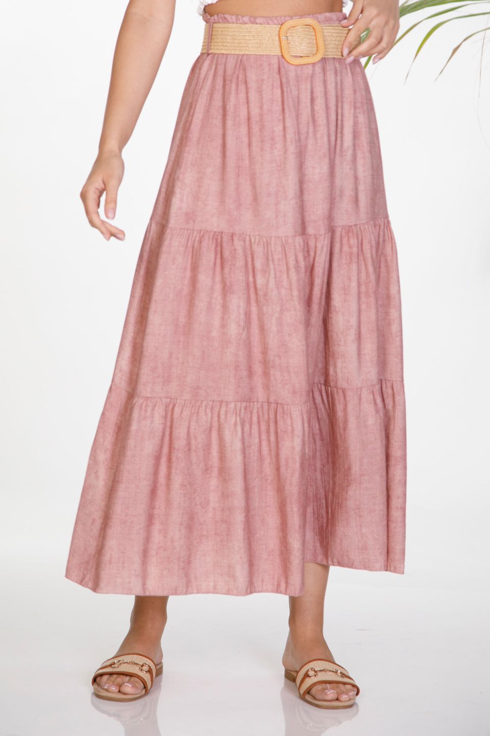 Maxi skirt with straw belt