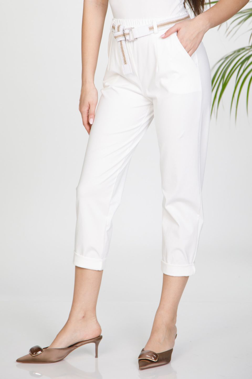 Trousers with lapels and elastic waistband