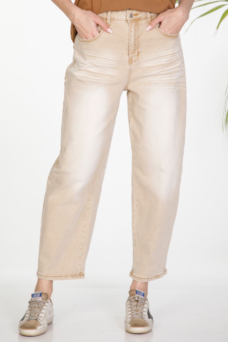 Barrel leg denim trousers