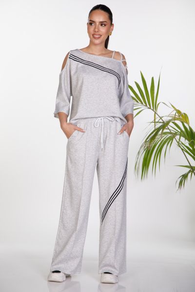 Set with cold shoulder top & trousers