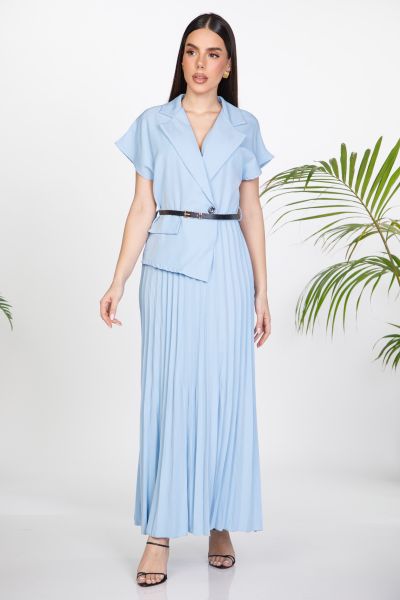 Maxi pleated dress with belt