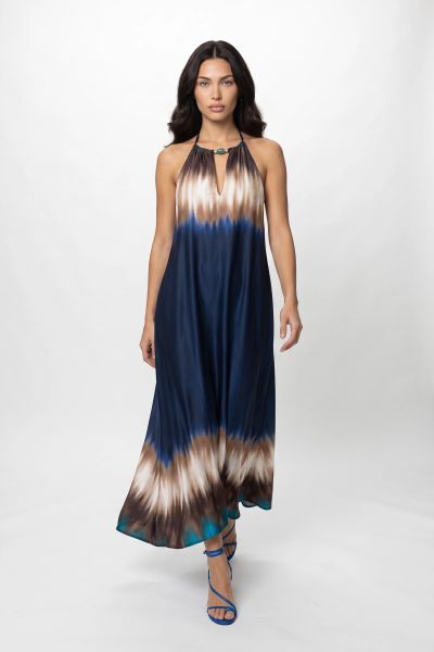 Μάξι φόρεμα με halter λαιμόκοψη και τύπωμα tie-dye
