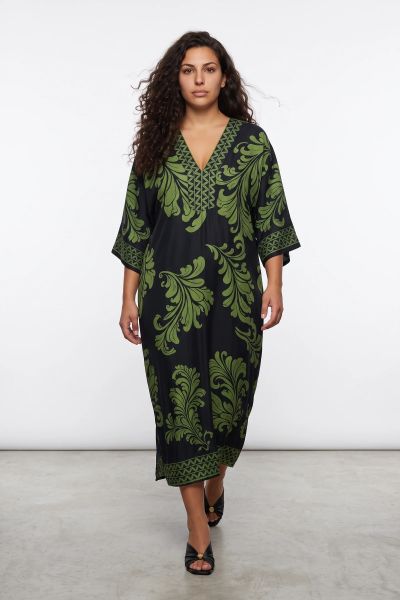 Μάξι καφτάνι/φόρεμα με V λαιμόκοψη και διακοσμητικό graphic μοτίβο