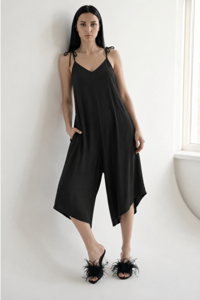 Loose fit jumpsuit