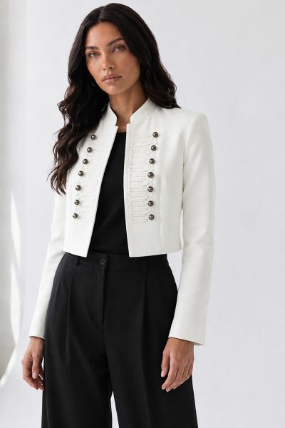 Κοντό μεσάτο σακάκι με σχοινιά και κουμπιά