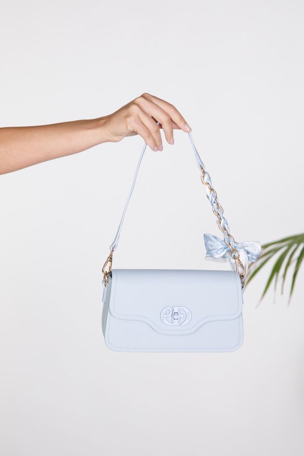 Shoulder bag with scarf-chain strap