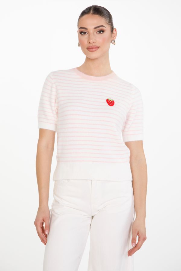 Short-sleeved knitted striped blouse with strawberry
