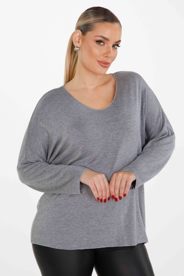 Longsleeve blouse in bat sleeves
