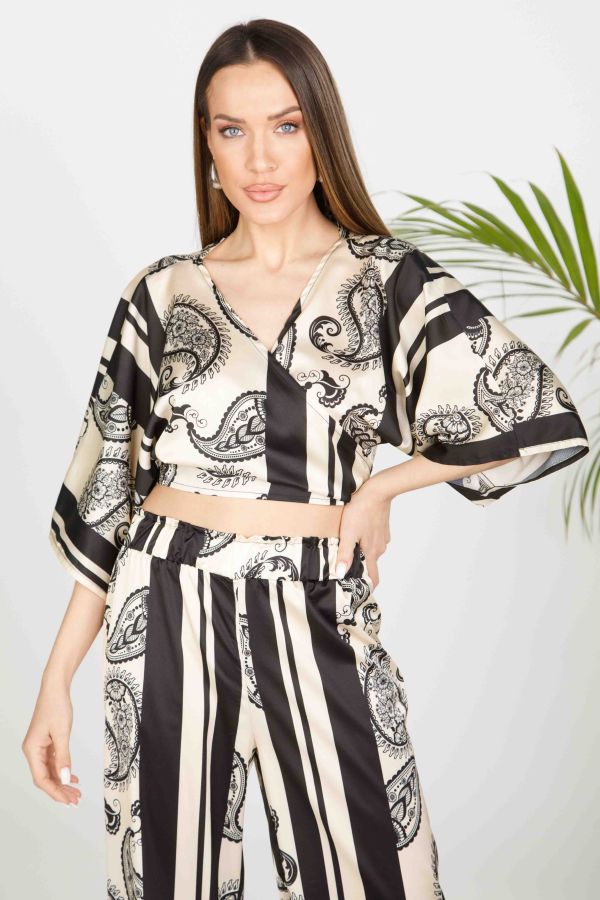 Σατέν κρουαζέ crop top με λάχουρια & ρίγες