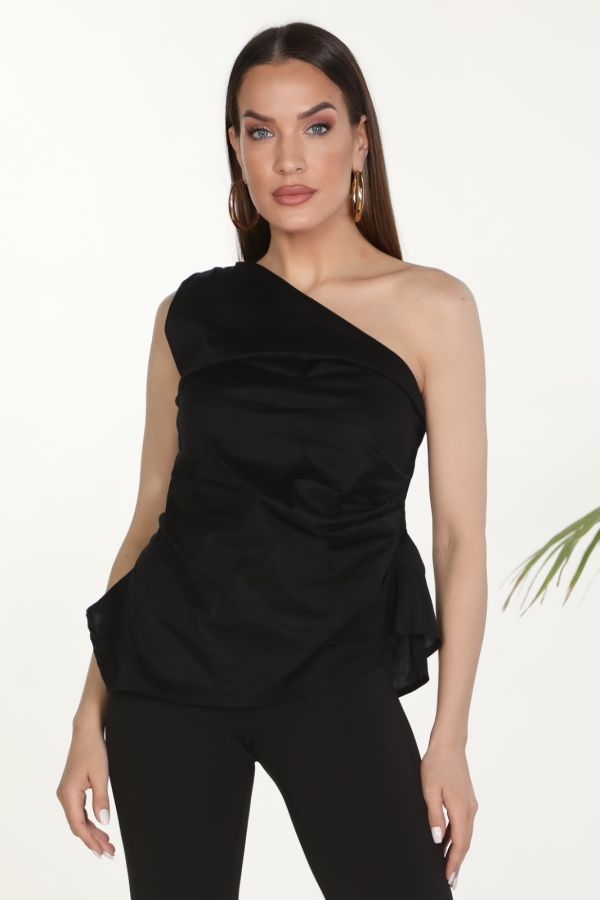 One-shoulder top
