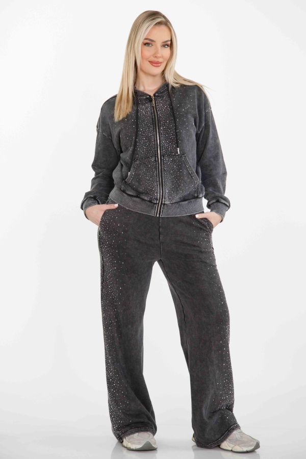 Stonewashed co-ord with rhinestones, jacket and pants