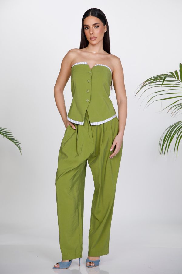 Strapless blouse with striped details and pleated pants co-ord