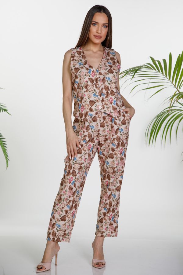 Floral set with buttoned vest and belted trousers