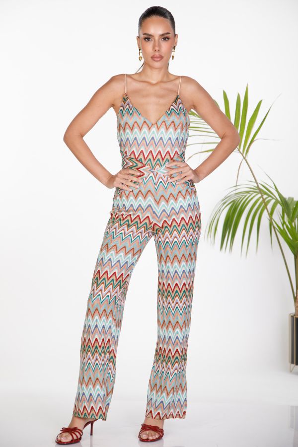 Jumpsuit with zig-zag pattern