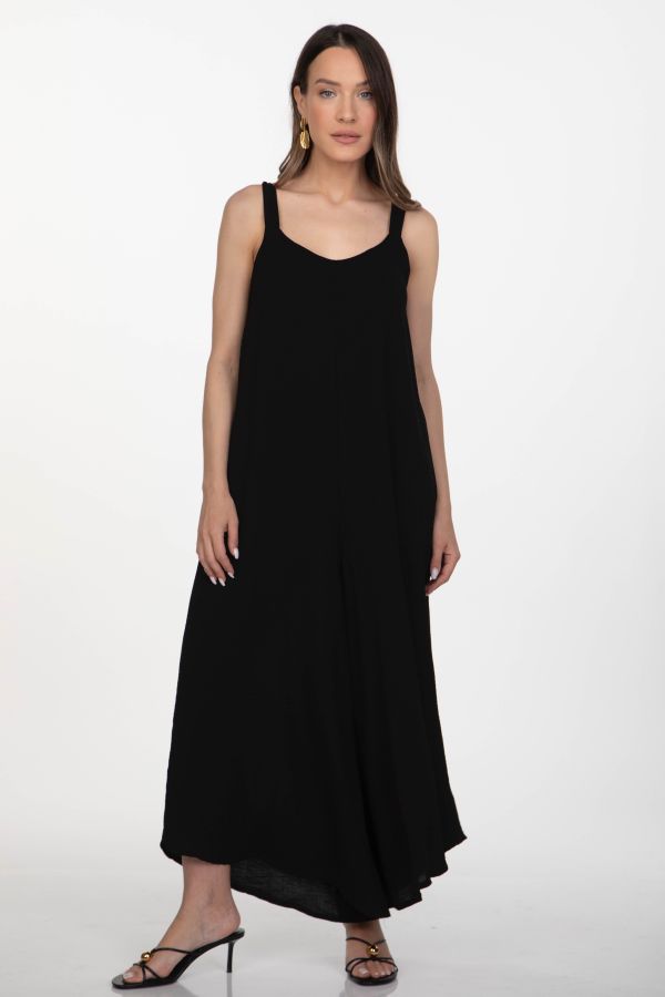 Oversized jumpsuit with wide straps