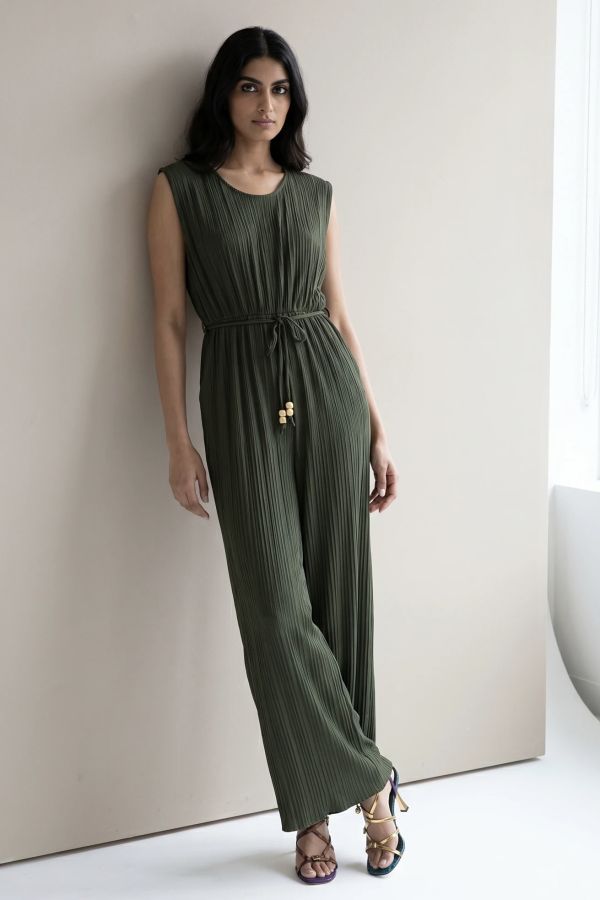 Pleated jumpsuit with shoulder pads