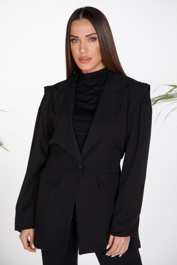 Blazer with shoulder design and corded belt