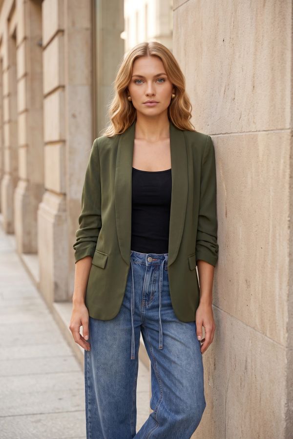 Oversize ανοιχτό σακάκι με σούρες στα μανίκια