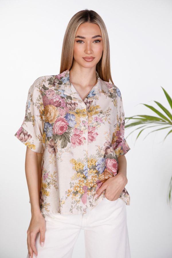 Oversize floral short-sleeve shirt