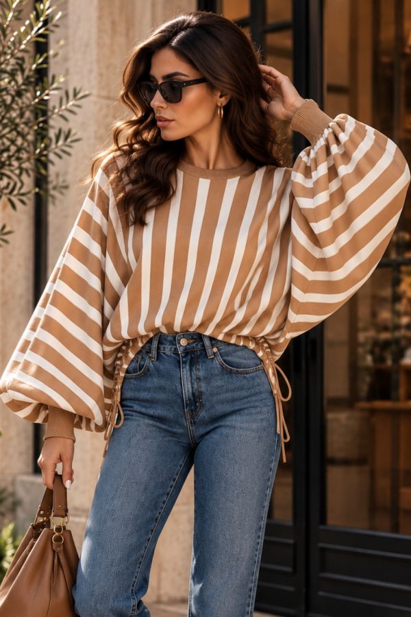 Πλεκτή ριγέ μπλούζα με μανίκι νυχτερίδα σε oversize γραμμή - ΜΠΕΖ