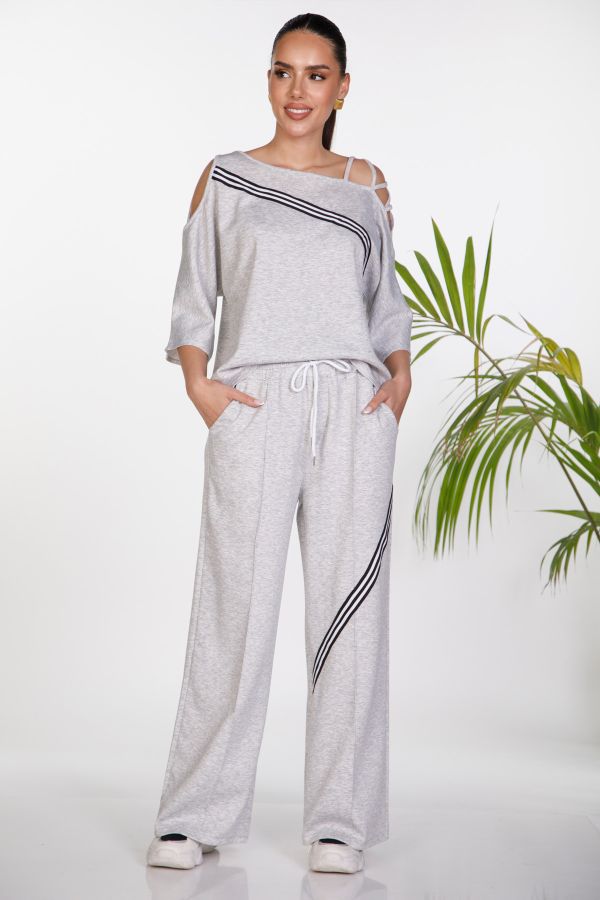 Set with cold shoulder top & trousers