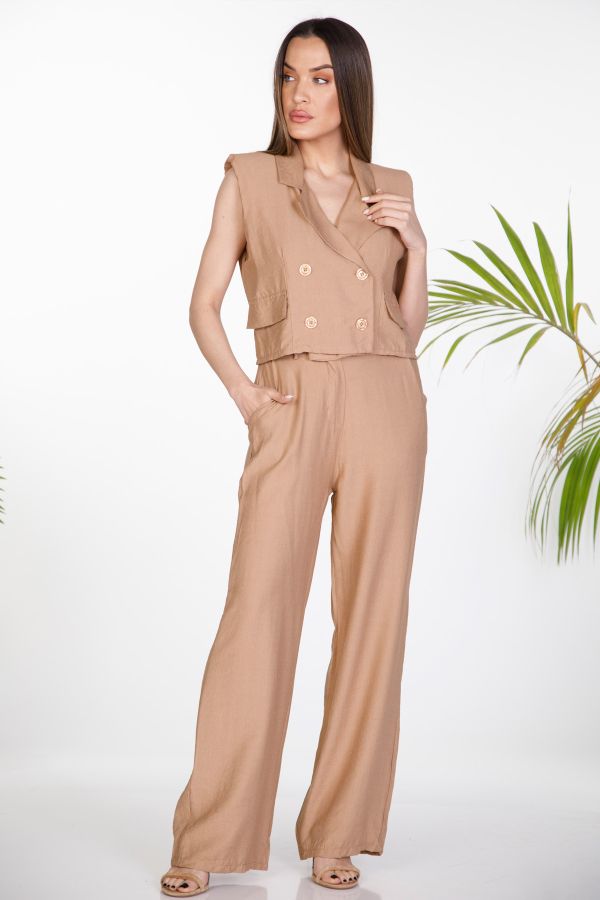 Crop vest with shoulder pads & trousers