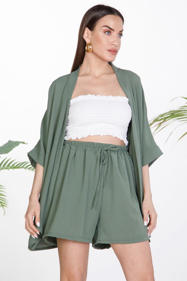 Kimono and shorts set in loose fit