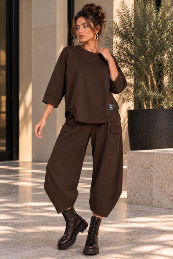 Σετ oversize μπλούζα & ασύμμετρο παντελόνι με λάστιχο στη μέση - ΚΑΦΕ