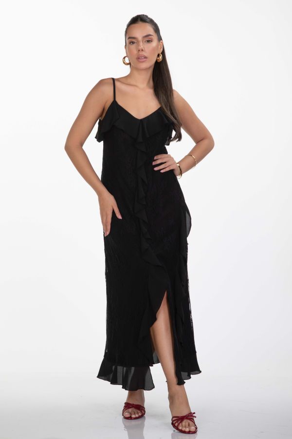 Maxi lace dress with ruffles