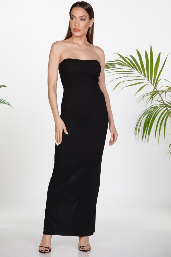 Strapless dress with slit on the back