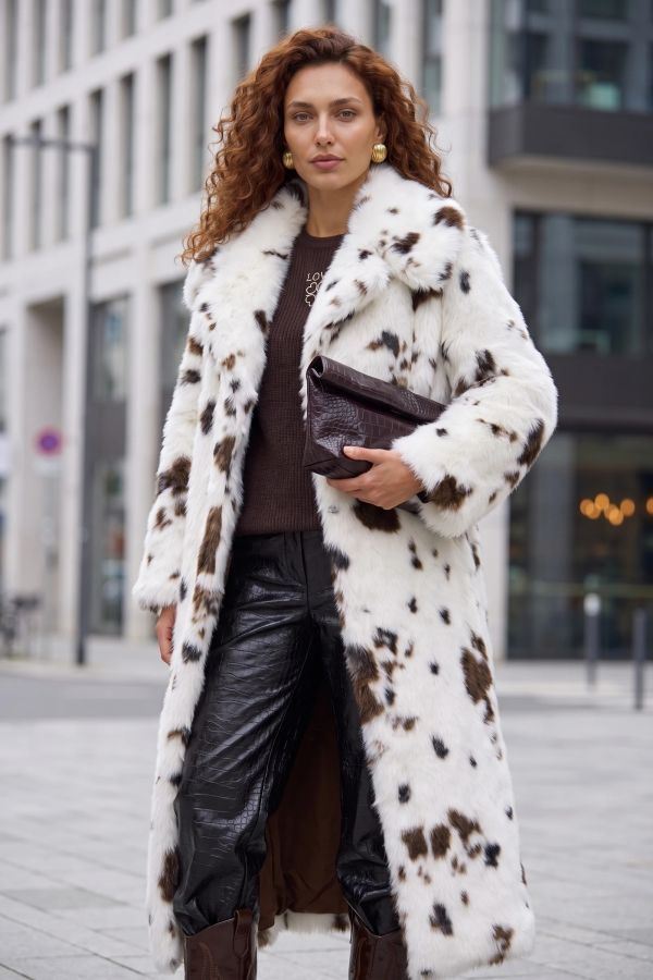 Γούνα fluffy μακριά με cow print