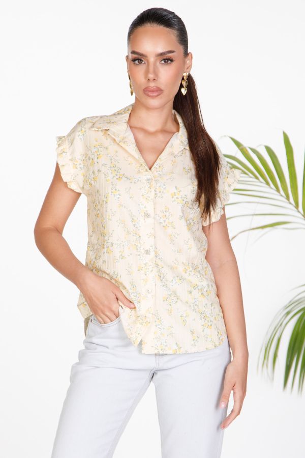 Sleeveless floral shirt with ruffle details