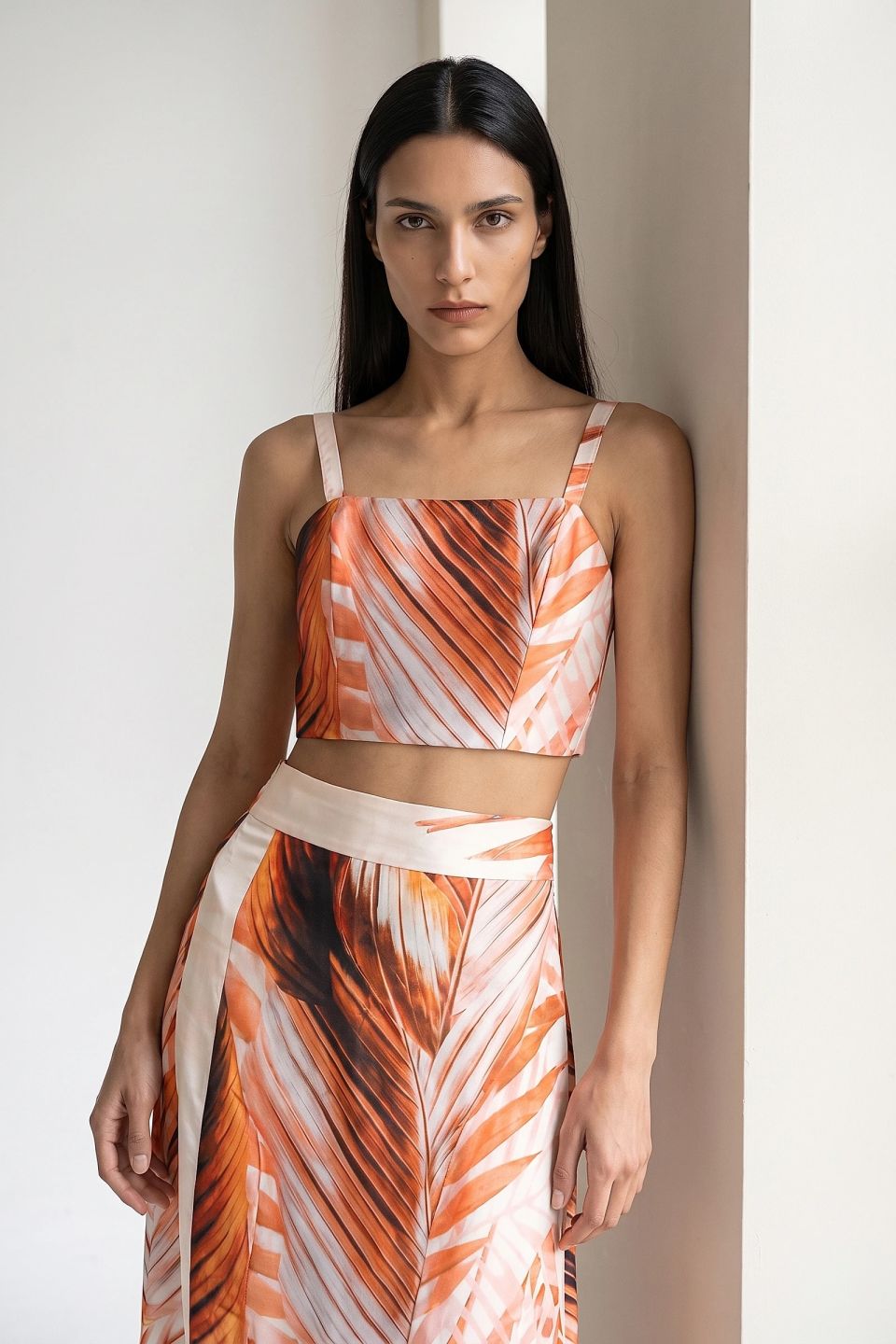 Μπλούζα crop top σατέν εμπριμέ με δέσιμο