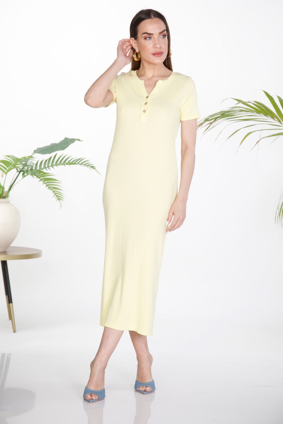 Midi ribbed dress with buttons and V-neckline