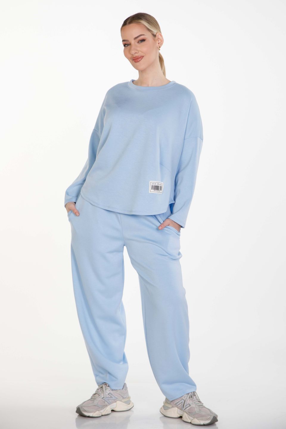 Barrel ponte pants with elastic waist and drawstring