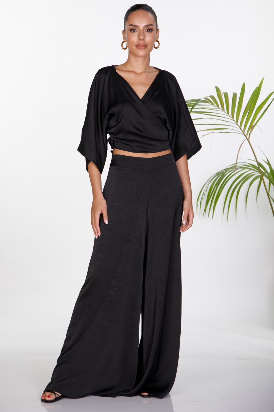 Satin wide leg trousers with side zipper