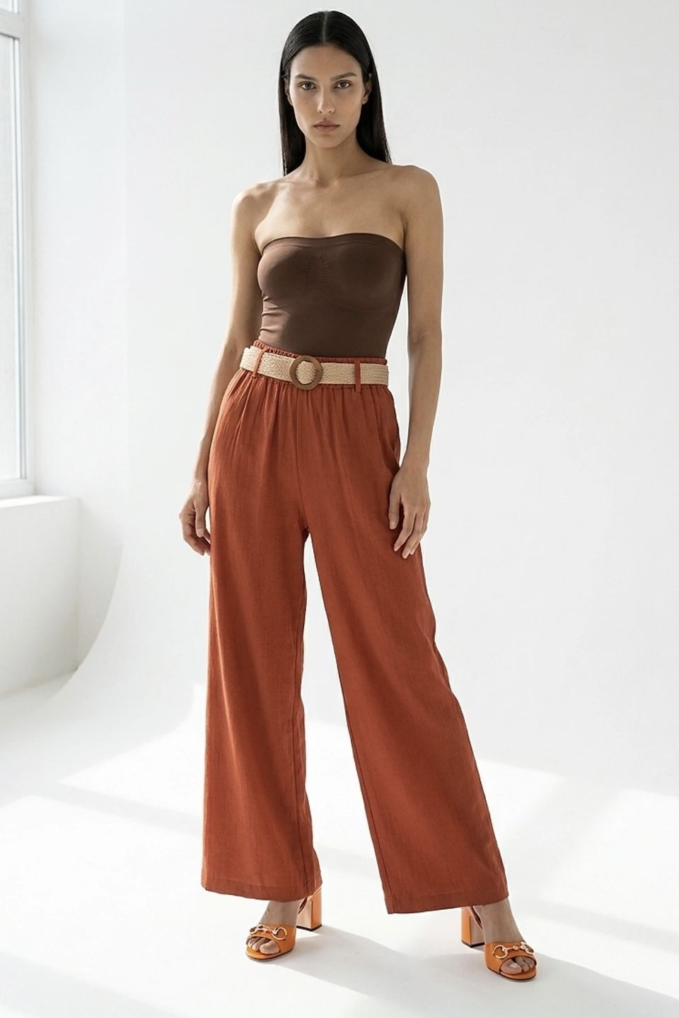 Linen wide-leg pants with straw belt