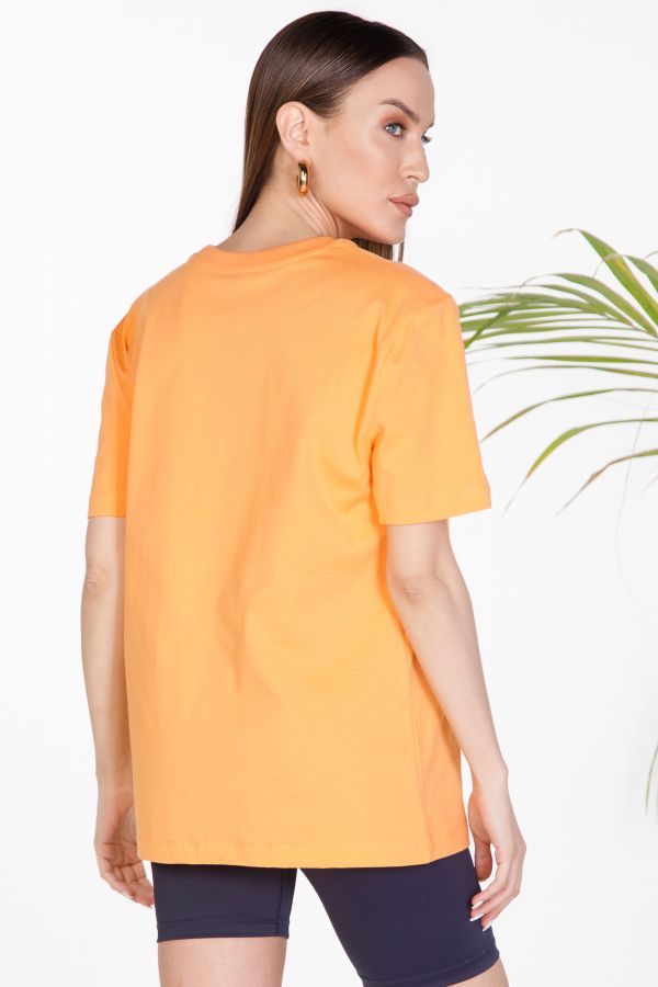 Basic t-shirt με στρογγυλή λαιμόκοψη