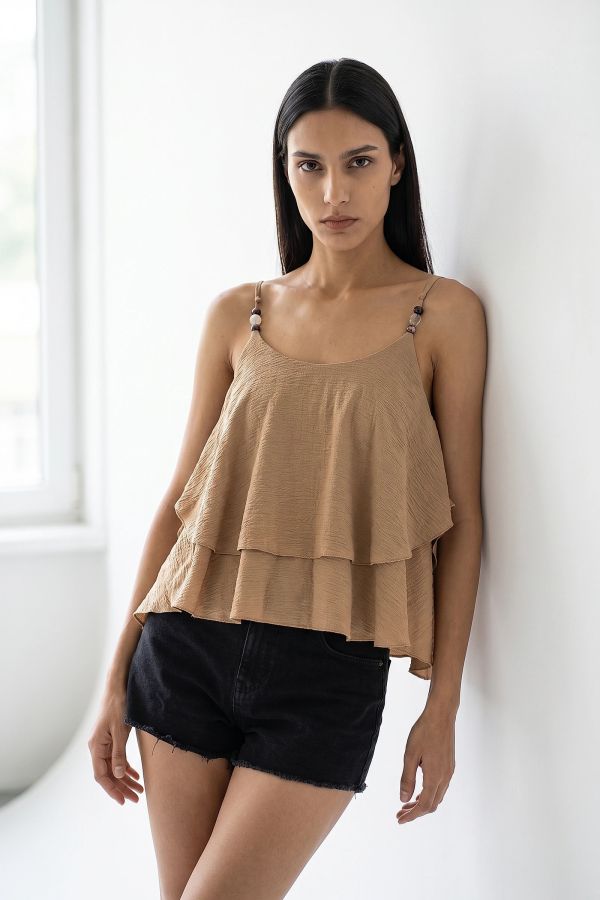 Μπλούζα crop top με βολάν και χάντρες