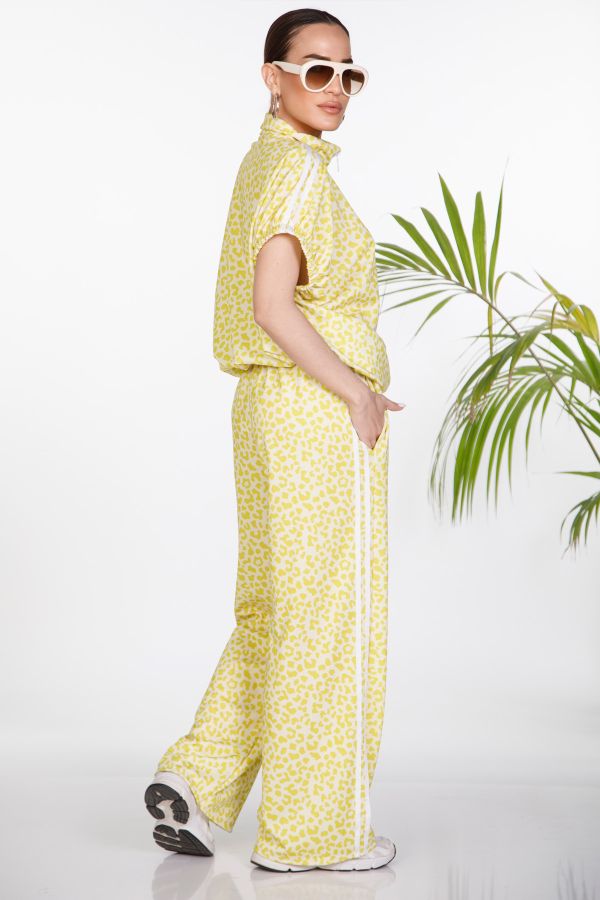 Leopard short-sleeve cardigan set with pants