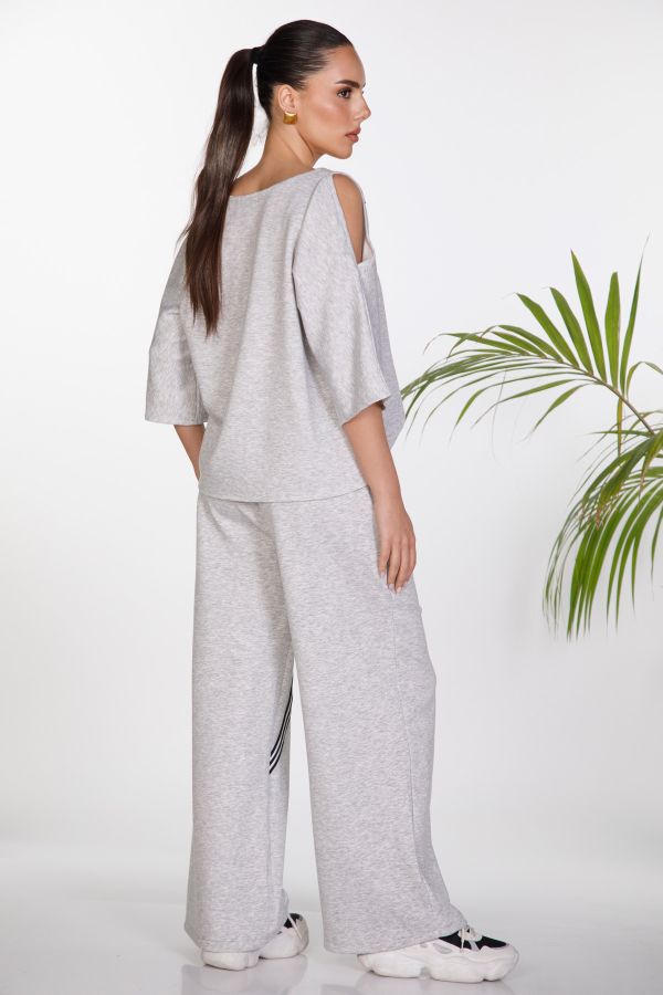 Set with cold shoulder top & trousers