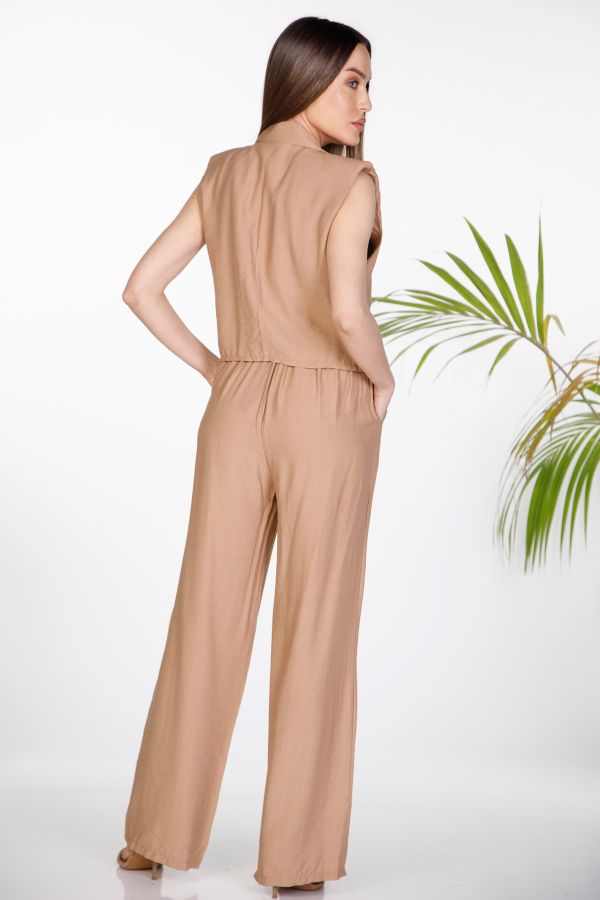 Crop vest with shoulder pads & trousers