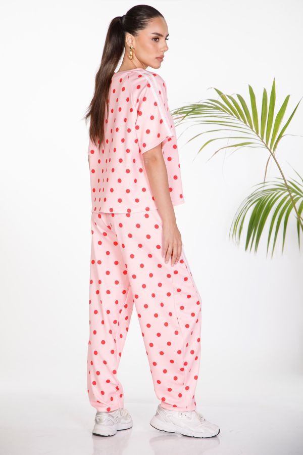 Polka dot t-shirt and trousers set with stripes