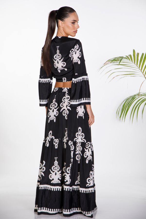 Boho σετ με μάξι φούστα και crop top που δένει